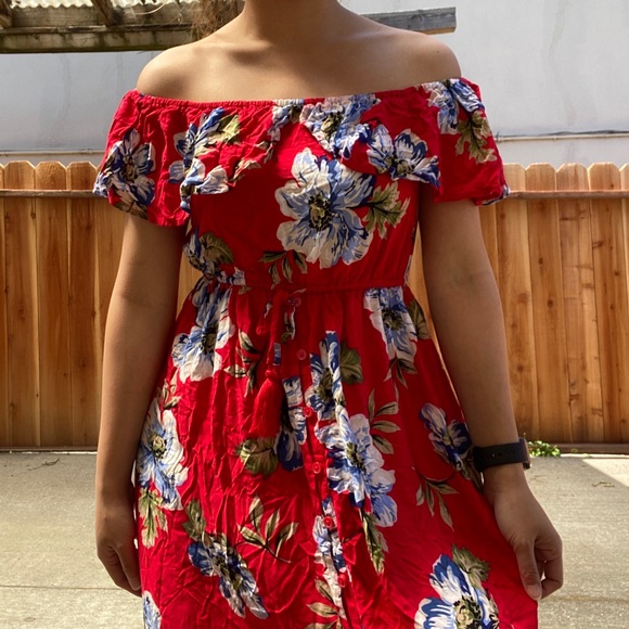 Band Of Gypsies Red Floral Off The Shoulder Dress - Picture 2 of 7